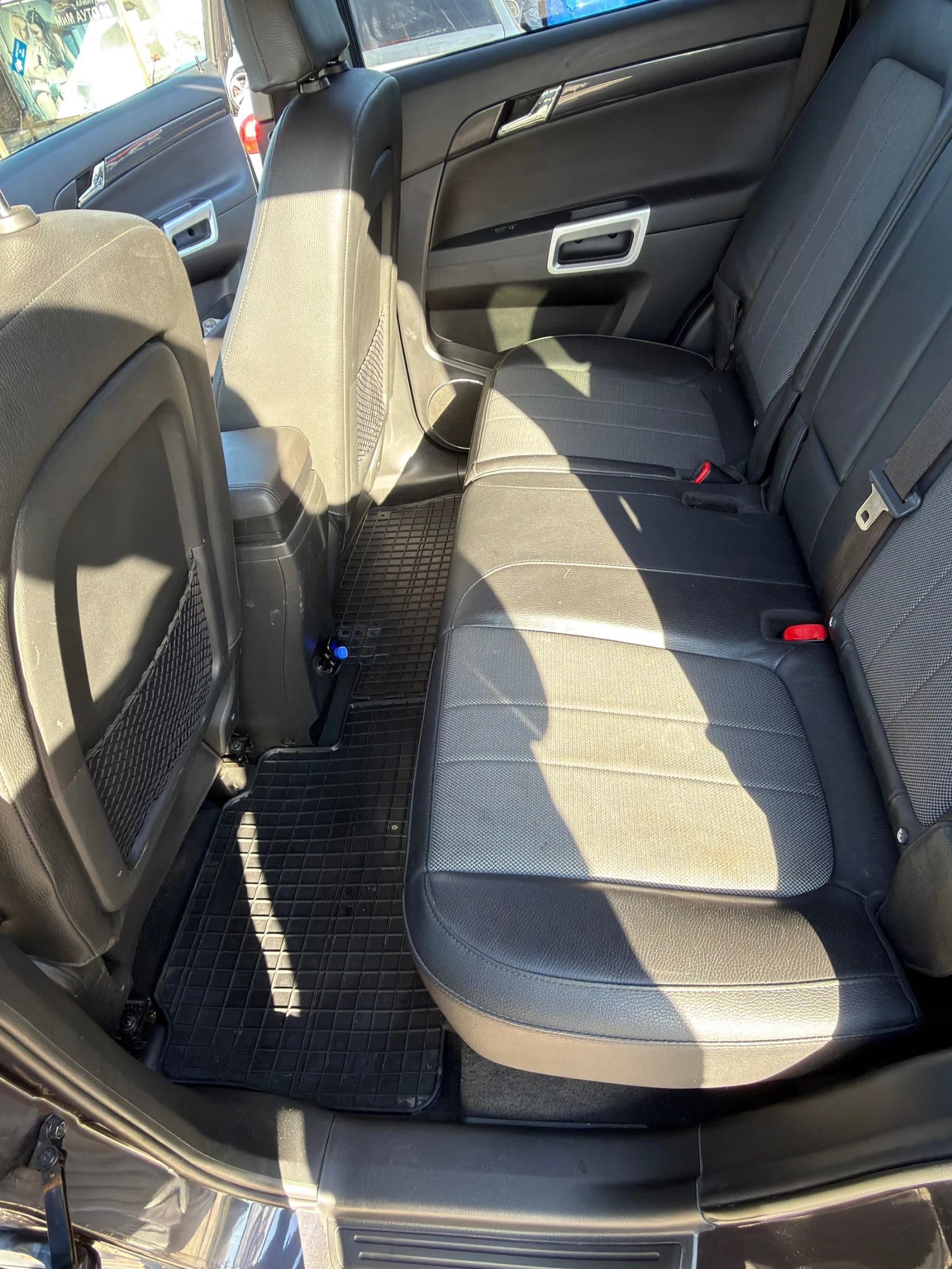 Opel Antara, снимка 11 - Автомобили и джипове - 55991176