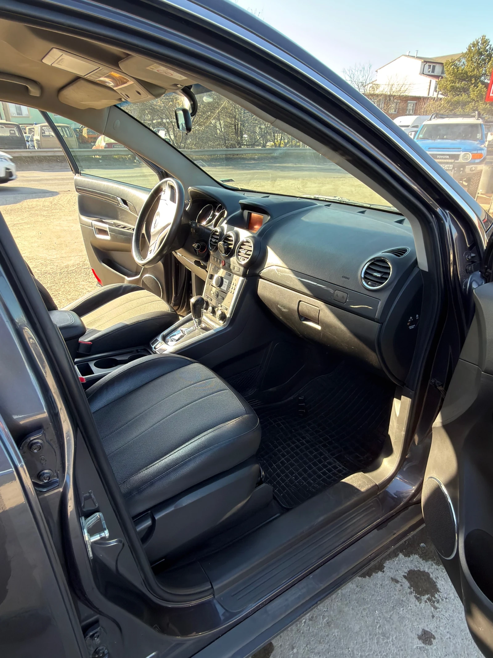 Opel Antara, снимка 16 - Автомобили и джипове - 55991176