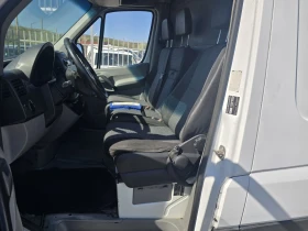 Mercedes-Benz Sprinter 318 3.0д 184 кс автомат хладилен  | Auto.bg — изображение 8