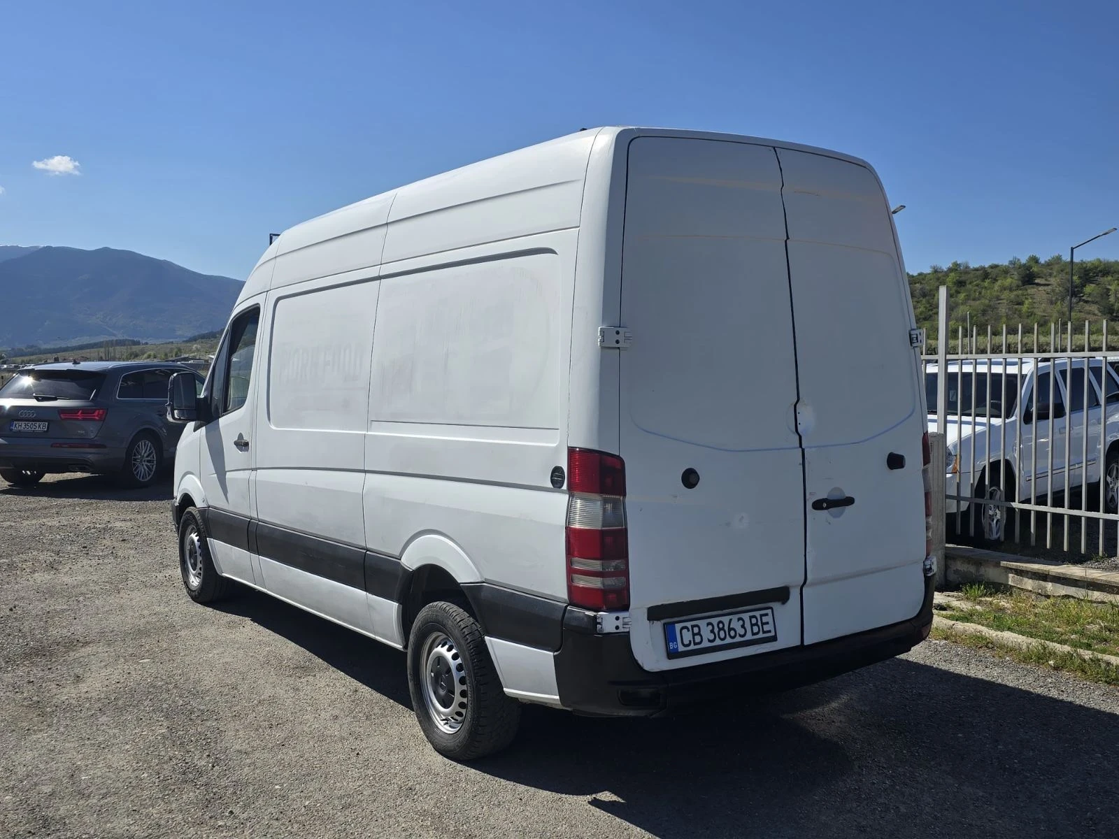 Mercedes-Benz Sprinter 318 3.0д 184 кс автомат хладилен , снимка 2 - Бусове и автобуси - 54864122