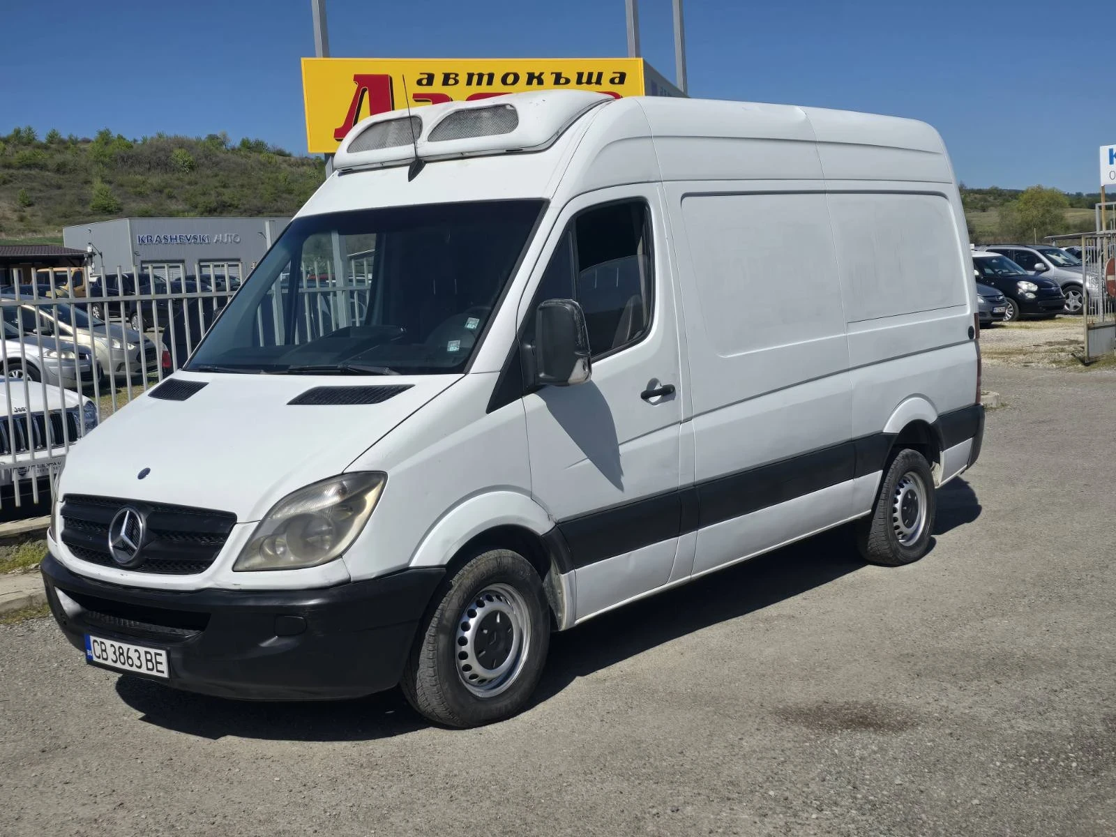 Mercedes-Benz Sprinter 318 3.0д 184 кс автомат хладилен 