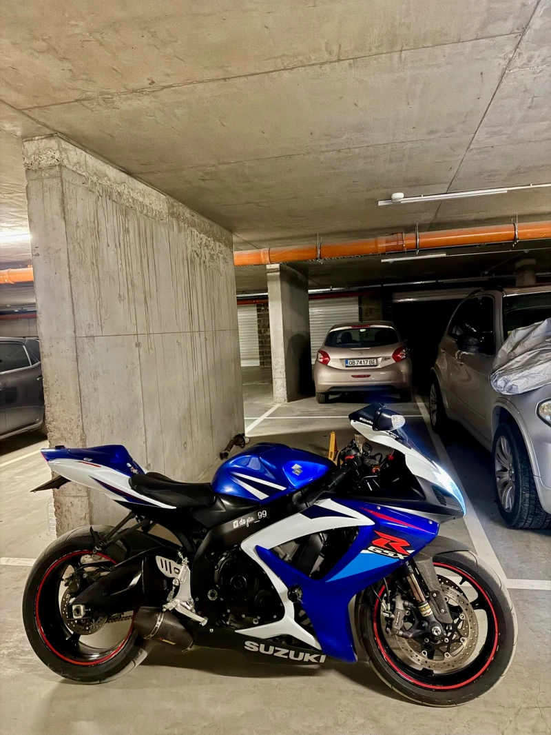 Suzuki Gsxr 750-БЕЗ ЗАБЕЛЕЖКИ! , снимка 3 - Мотоциклети и мототехника - 53511772