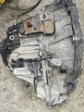 Скоростна кутия Рено Мастер, снимка 2