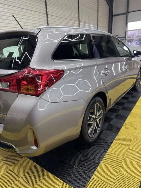 Toyota Auris, снимка 8