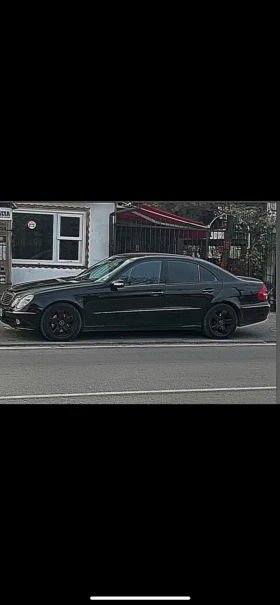 Mercedes-Benz E 320 3.2 4matic ГАЗ!!!, снимка 2