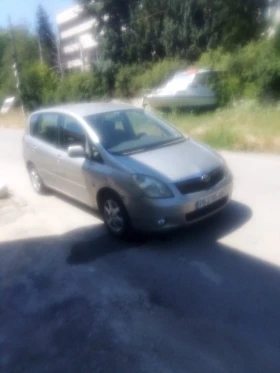 Toyota Corolla verso, снимка 2