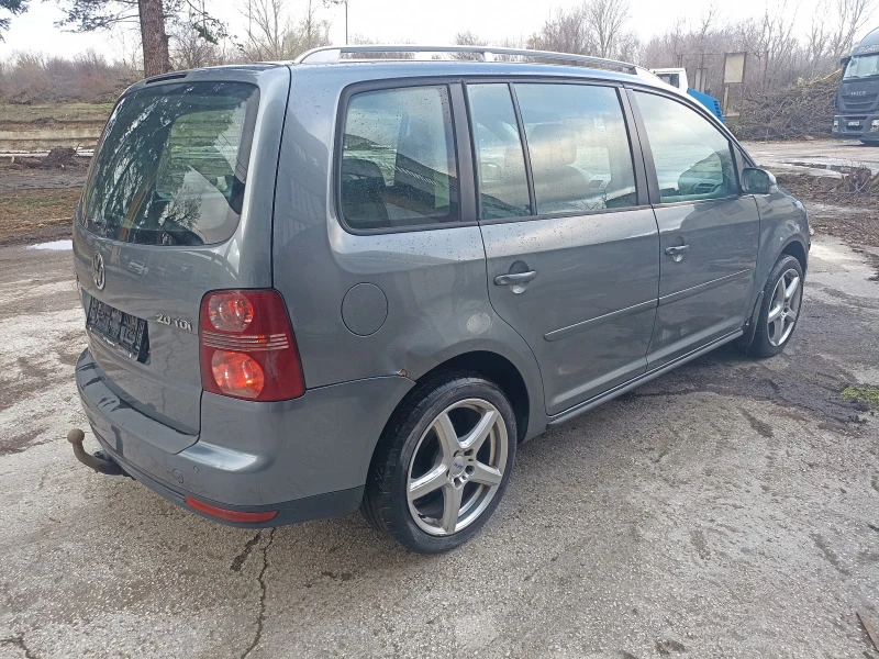 VW Touran 1.9, 2.0ТДИ 1, 6FSI, снимка 2 - Автомобили и джипове - 42710417