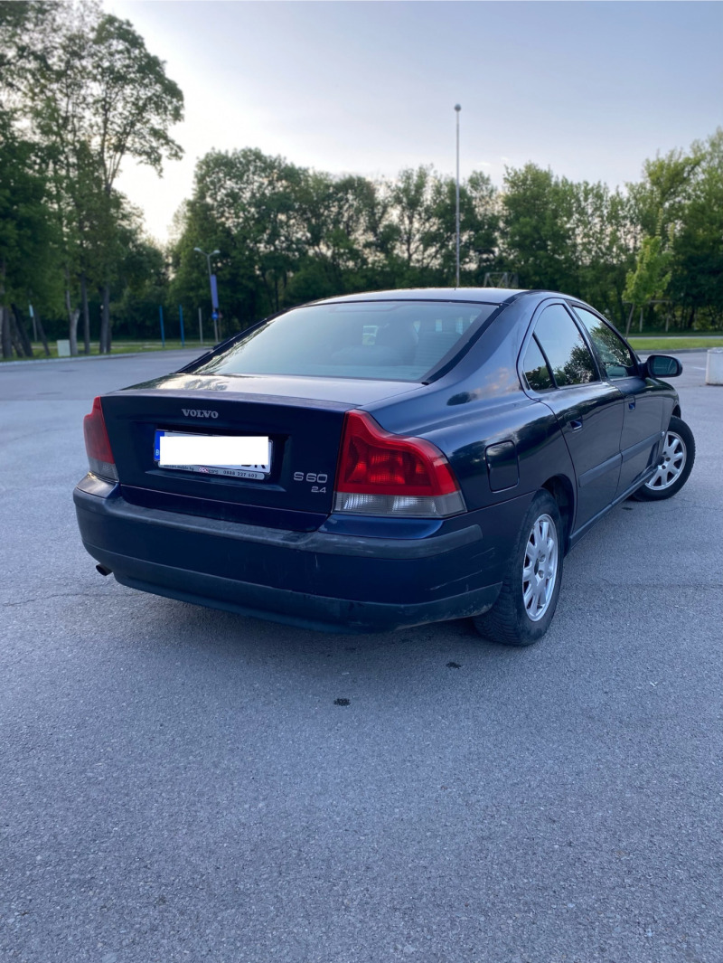 Volvo S60, снимка 4 - Автомобили и джипове - 46280585