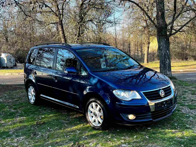 VW Touran 2.0TDI, 8 клапана , снимка 6 - Автомобили и джипове - 48500459