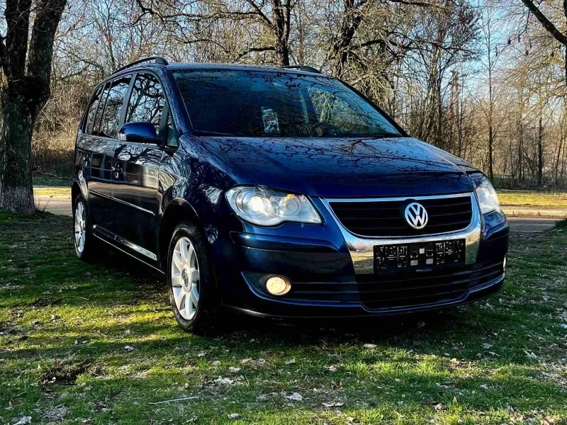 VW Touran 2.0TDI, 8 клапана , снимка 1 - Автомобили и джипове - 48500459