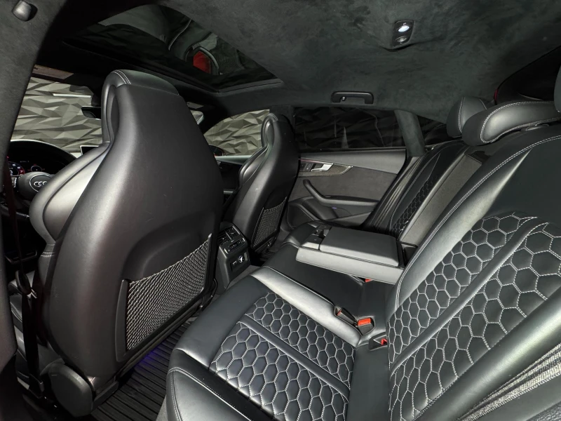 Audi Rs5 Quattro B&O* Подгрев* 360* Carbon, снимка 8 - Автомобили и джипове - 51072544