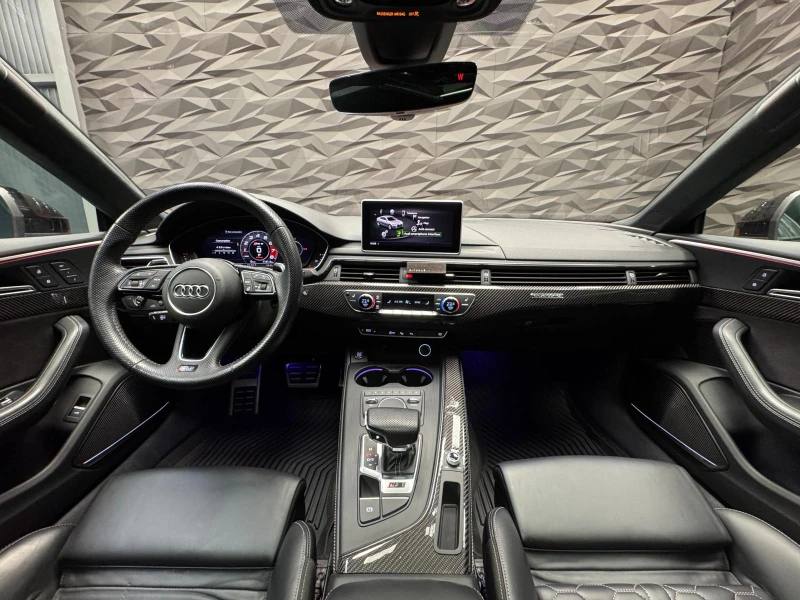 Audi Rs5 Quattro B&O* Подгрев* 360* Carbon, снимка 5 - Автомобили и джипове - 51072544