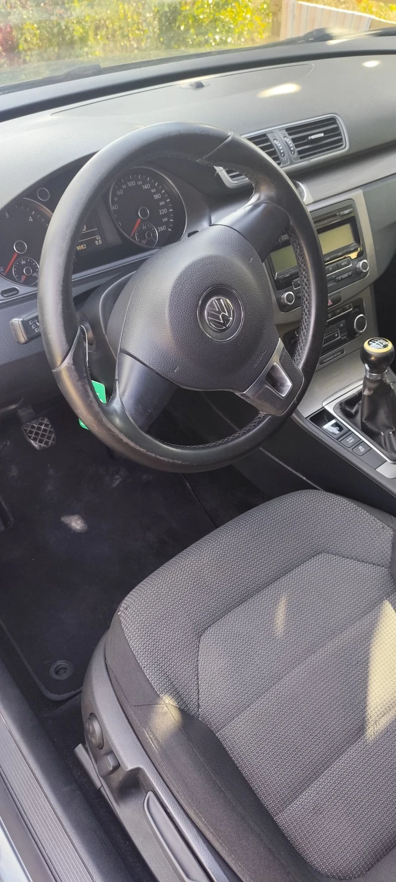 VW Passat, снимка 7 - Автомобили и джипове - 52103861