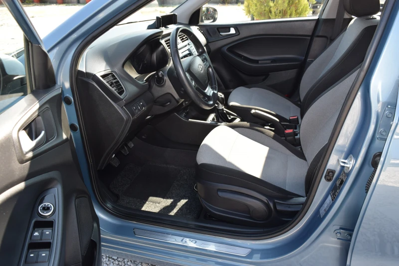 Hyundai I20 1.1 CRDI* Euro6B* 6скорости, снимка 9 - Автомобили и джипове - 52065992
