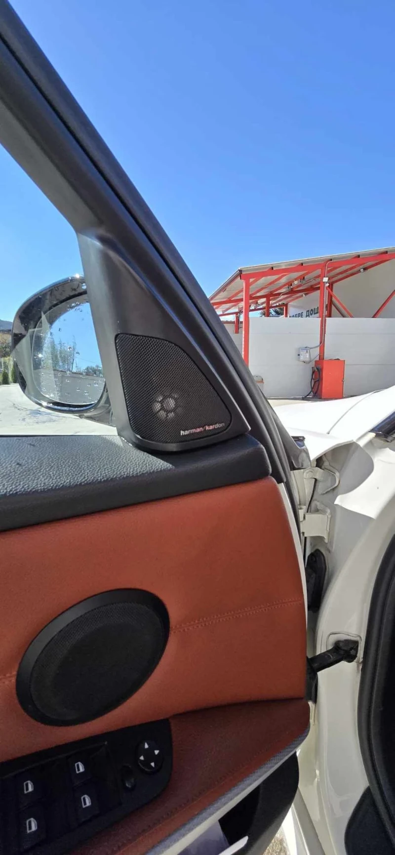 BMW 330, снимка 10 - Автомобили и джипове - 52367145