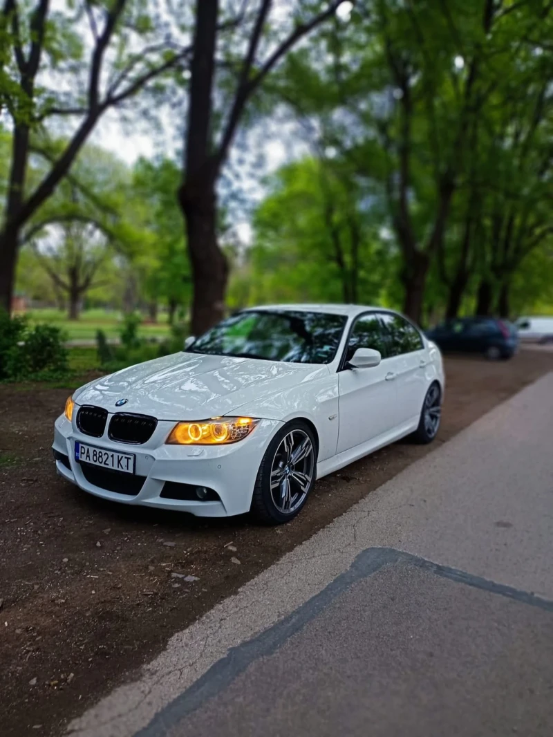 BMW 330, снимка 14 - Автомобили и джипове - 52367145