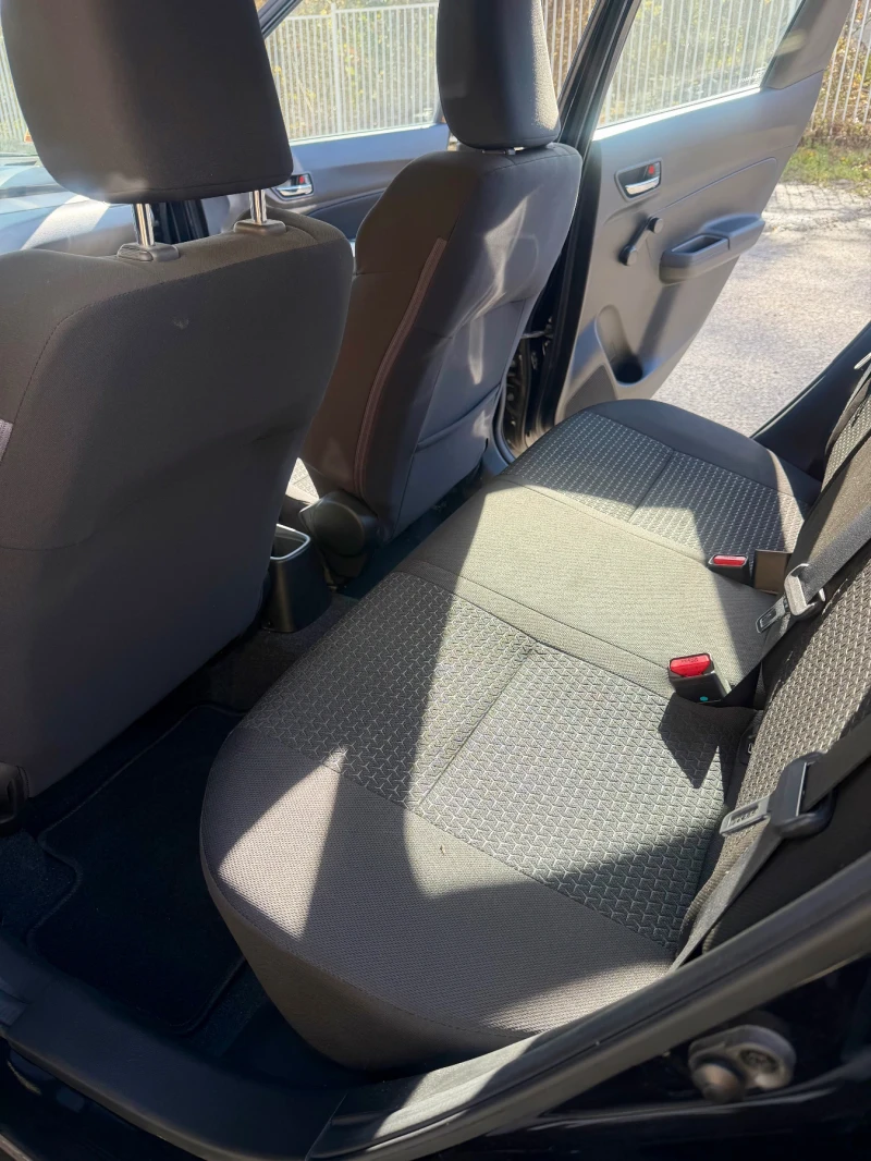 Suzuki Swift, снимка 10 - Автомобили и джипове - 52393961