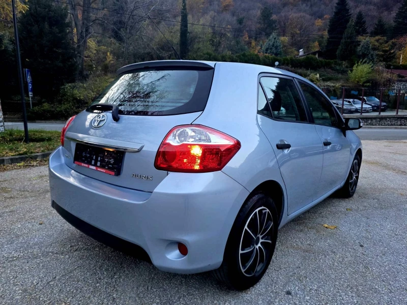 Toyota Auris, снимка 6 - Автомобили и джипове - 52554944