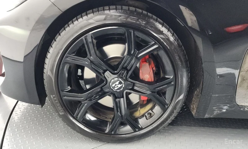 Kia Stinger, снимка 5 - Автомобили и джипове - 52810763