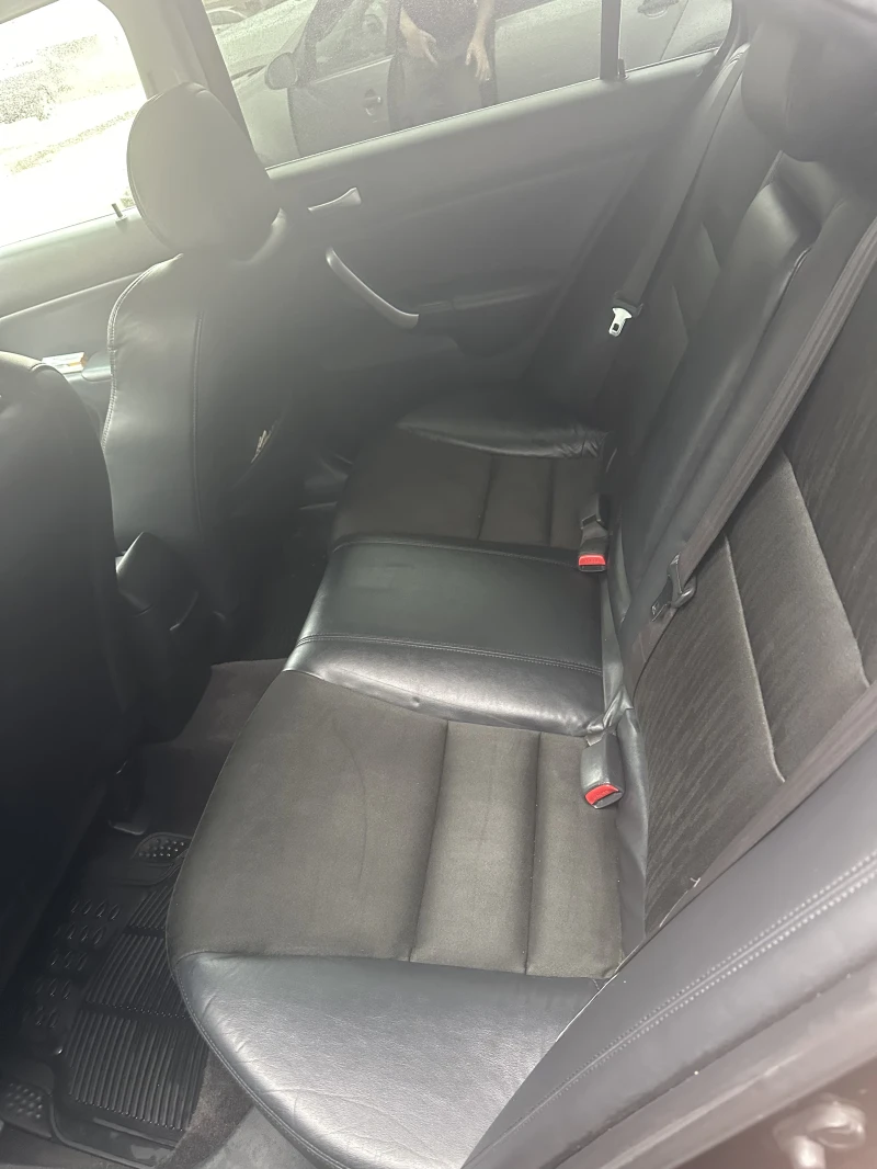 Honda Accord, снимка 9 - Автомобили и джипове - 53314910