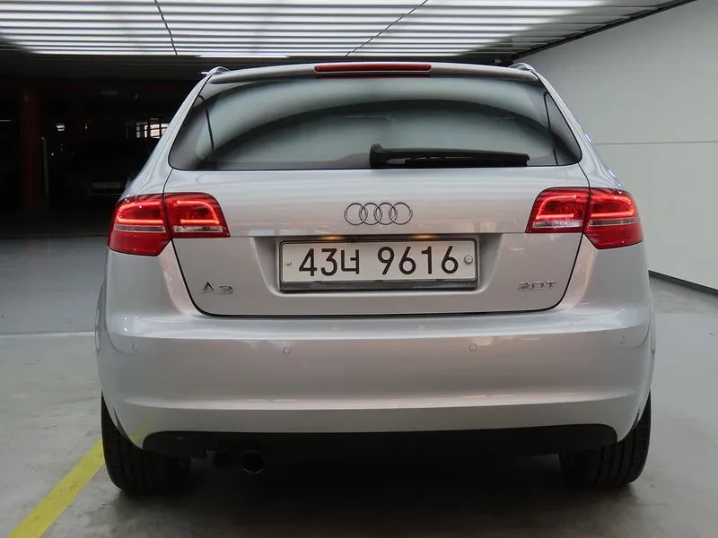 Audi A3 2.0, снимка 4 - Автомобили и джипове - 54547637