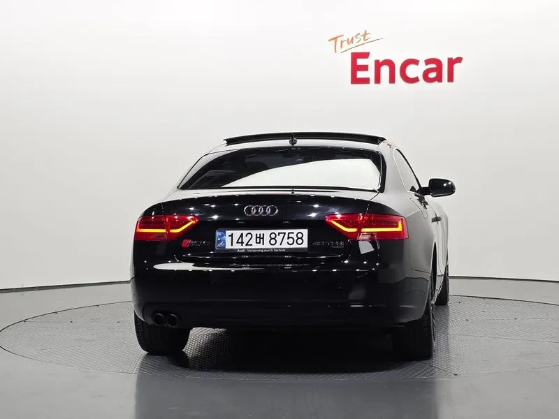 Audi A5 2.0 TFSI Quattro, снимка 4 - Автомобили и джипове - 54551499