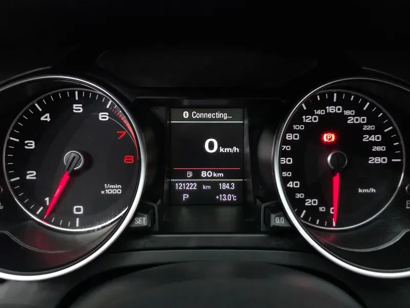Audi A5 2.0 TFSI Quattro, снимка 8 - Автомобили и джипове - 54551499