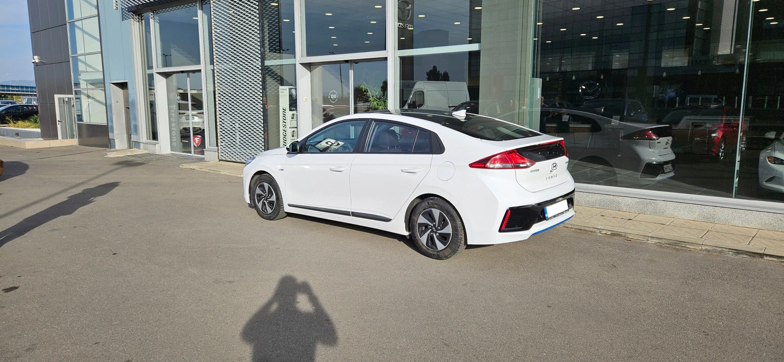 Hyundai Ioniq  - изображение 3