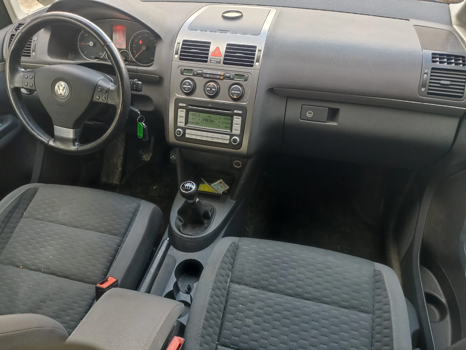 VW Touran 1.9, 2.0 1, 6FSI | Mobile.bg   15