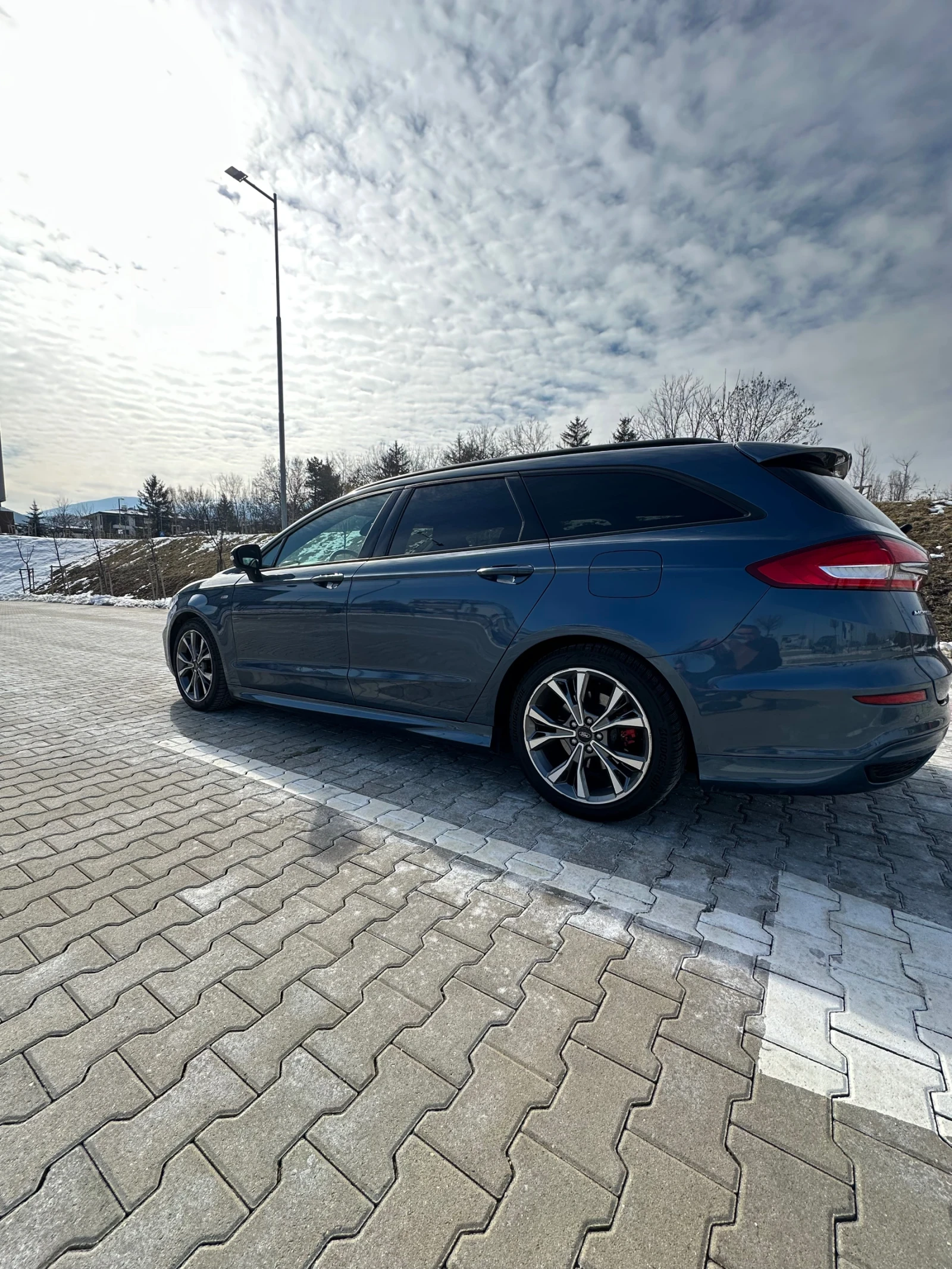 Ford Mondeo ST Line - изображение 8