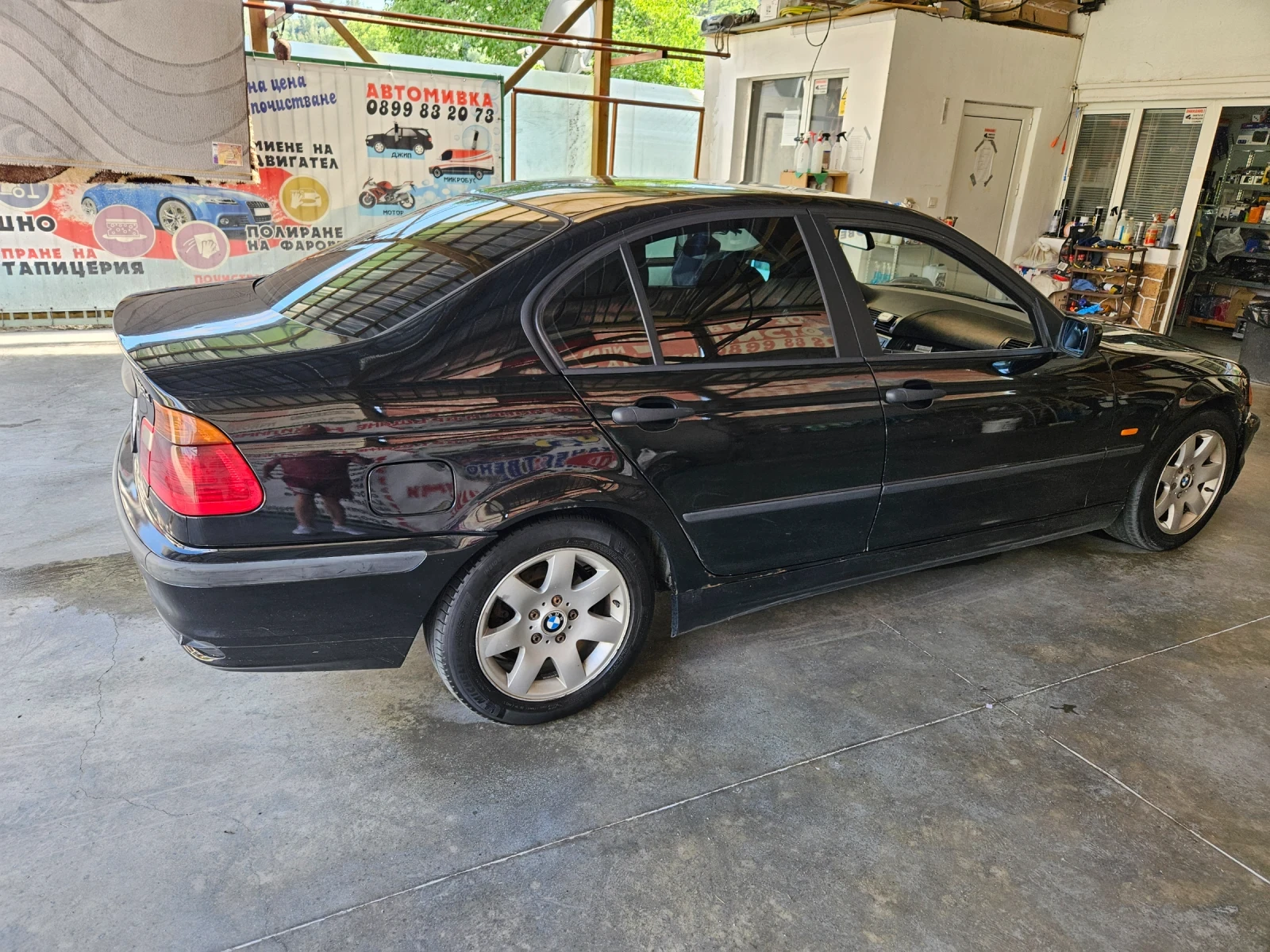 BMW 320 Седан - изображение 6