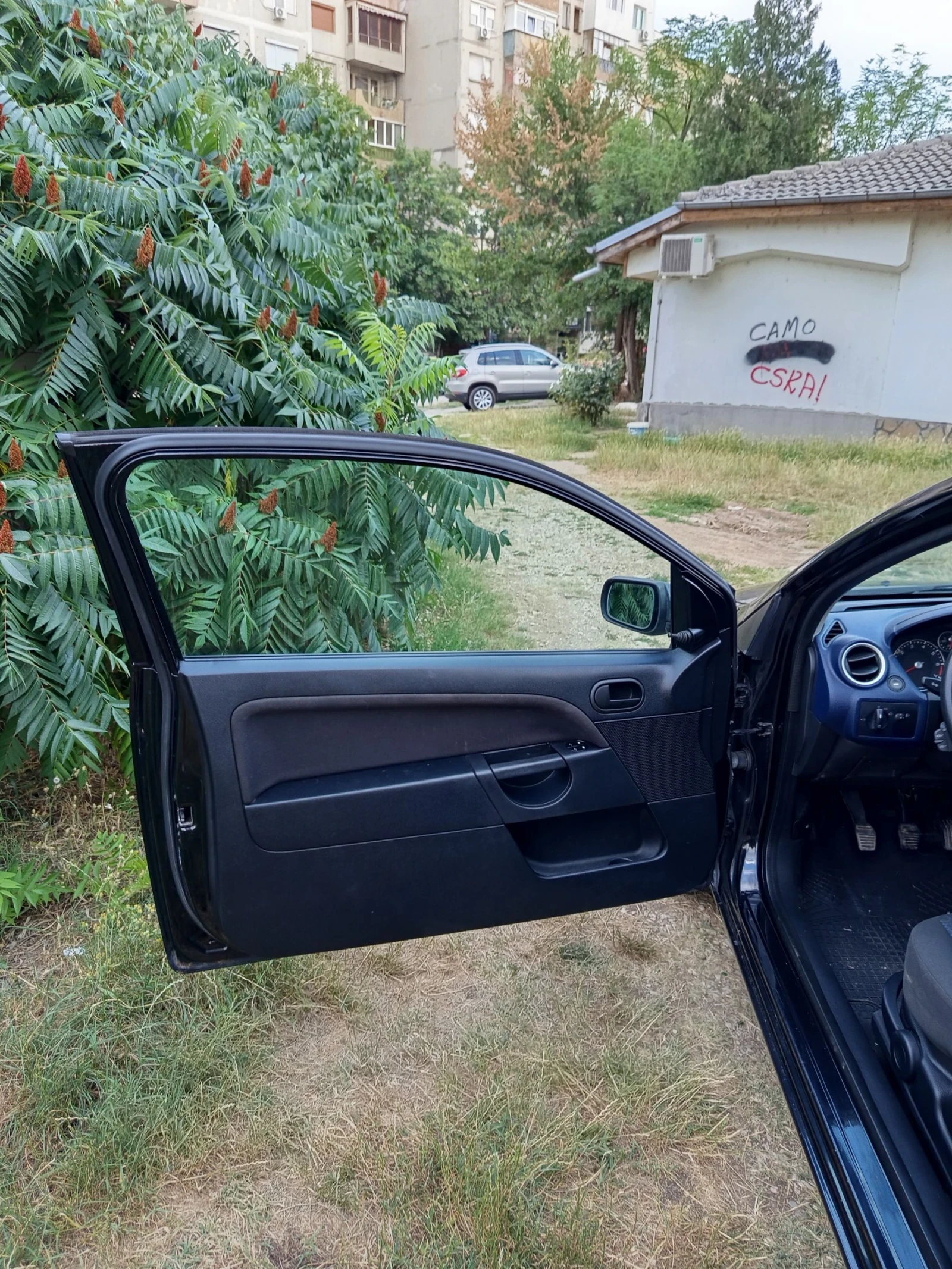Ford Fiesta 1.3i - изображение 7