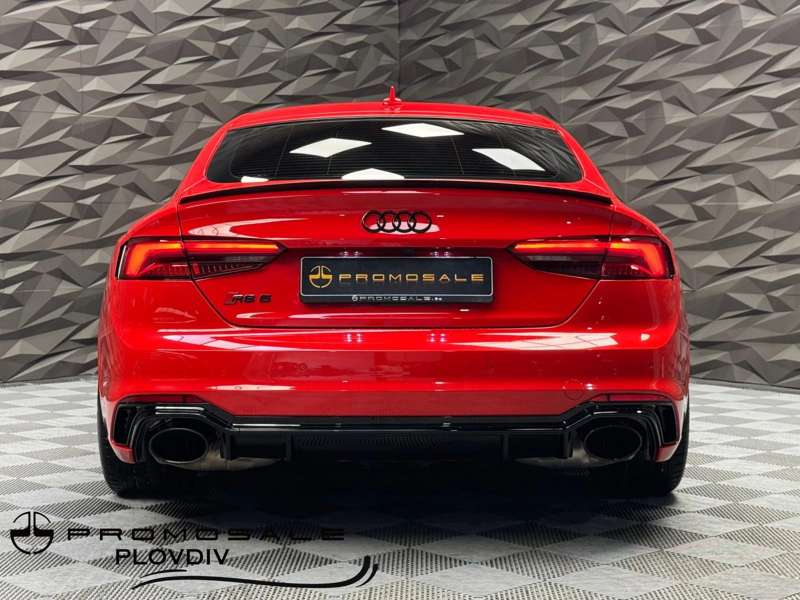 Audi Rs5 Quattro B&O* Подгрев* 360* Carbon - изображение 4