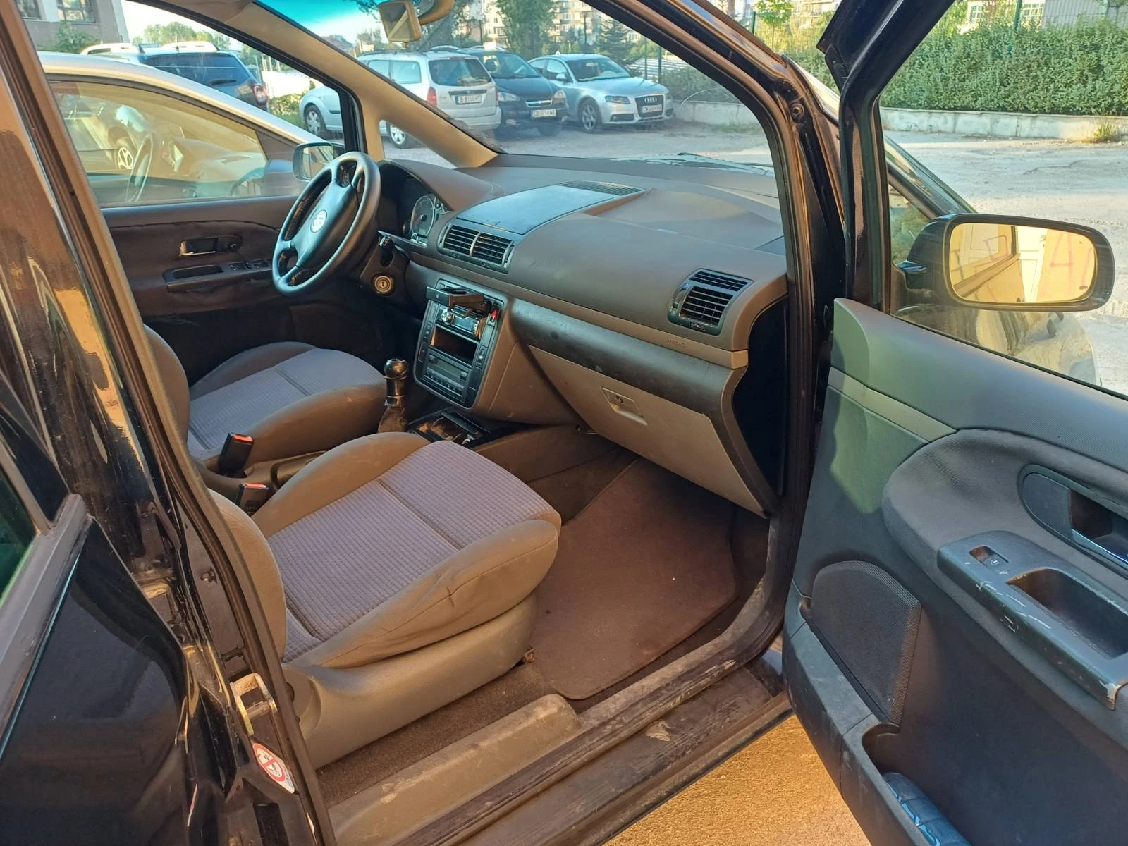 VW Sharan 1.9tdi - изображение 4
