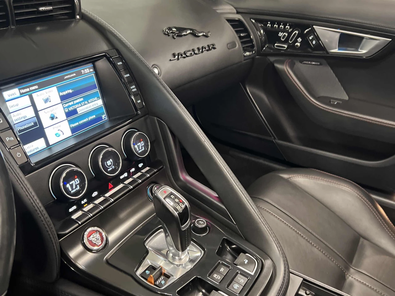Jaguar F-Type CARFAX* АВТОФИНАНСИРАНЕ БЕЗ ПЪРВОНАЧАЛНА ВНОСКА - изображение 9
