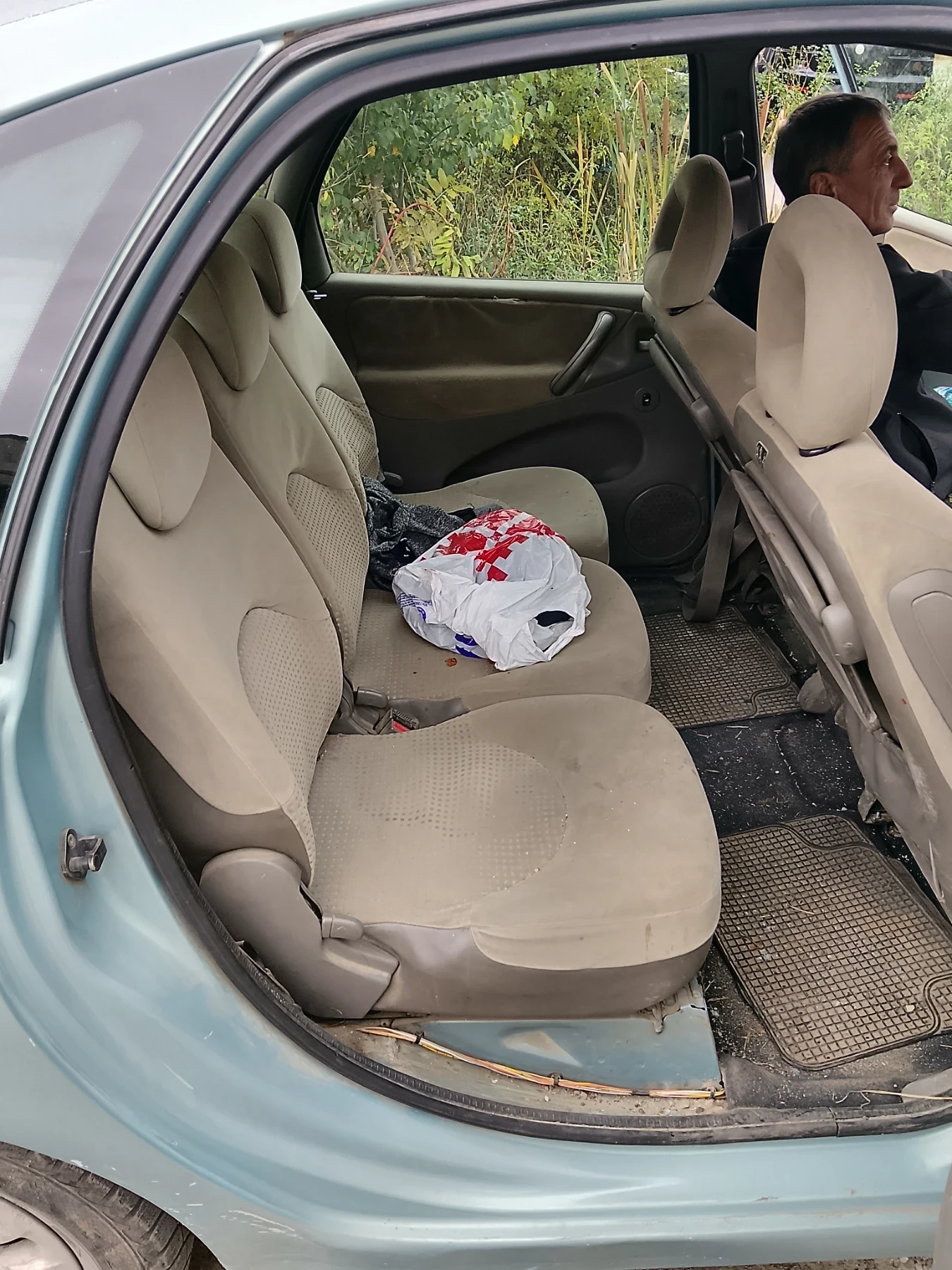 Citroen C3 Picasso Колата е цяла за части цената се коментира  - изображение 3