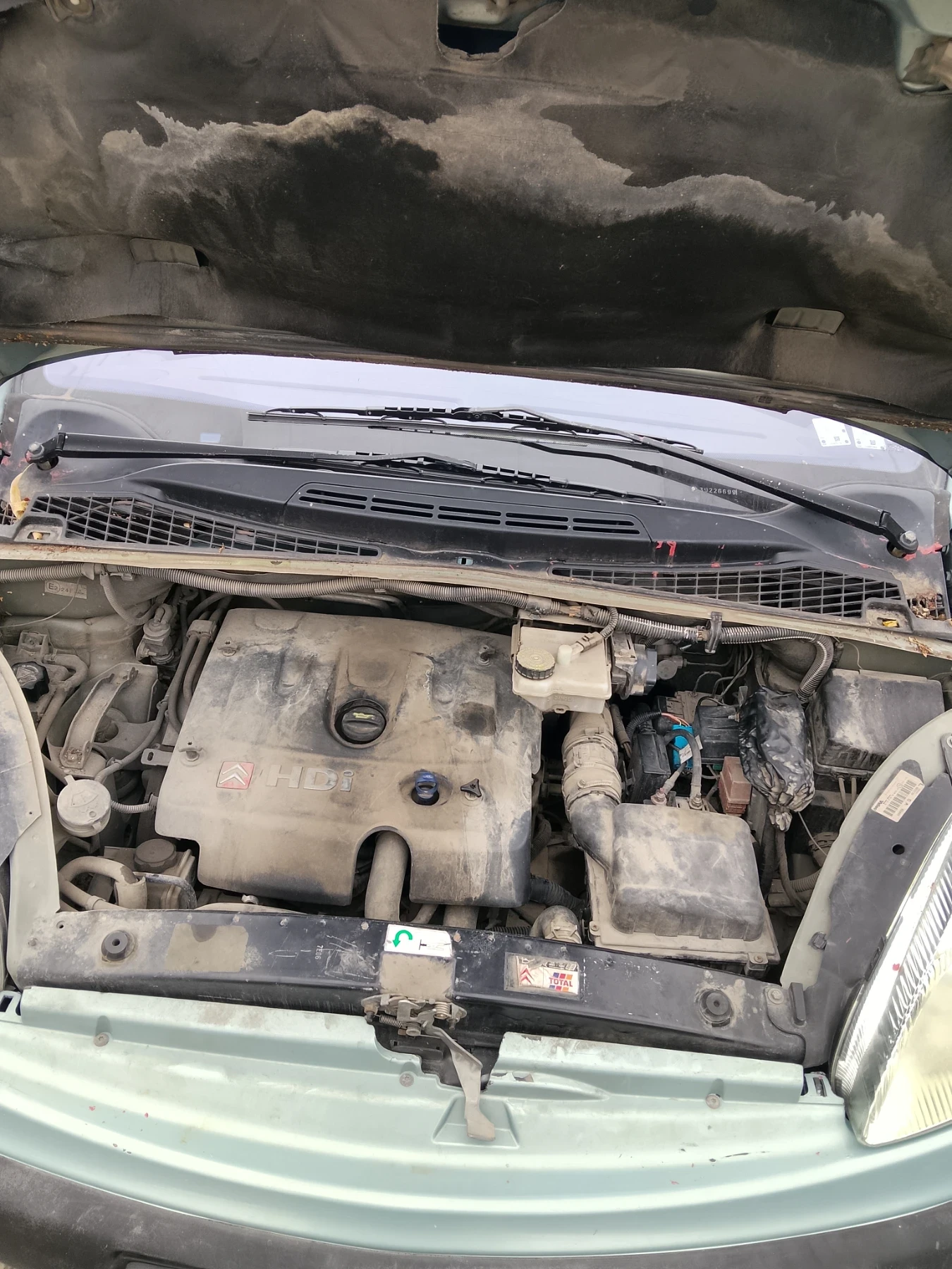 Citroen C3 Picasso Колата е цяла за части цената се коментира  - изображение 2