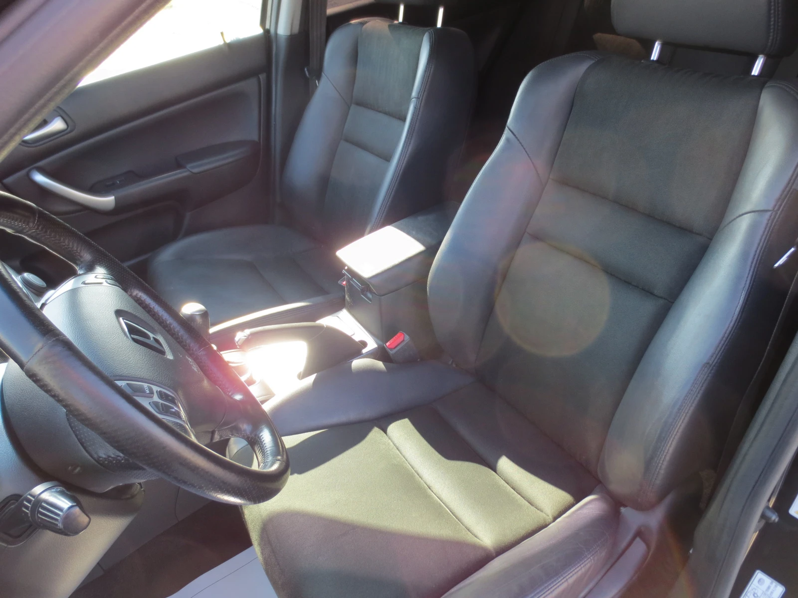 Honda Accord 2.0 i-VTEC | Mobile.bg — изображение 10