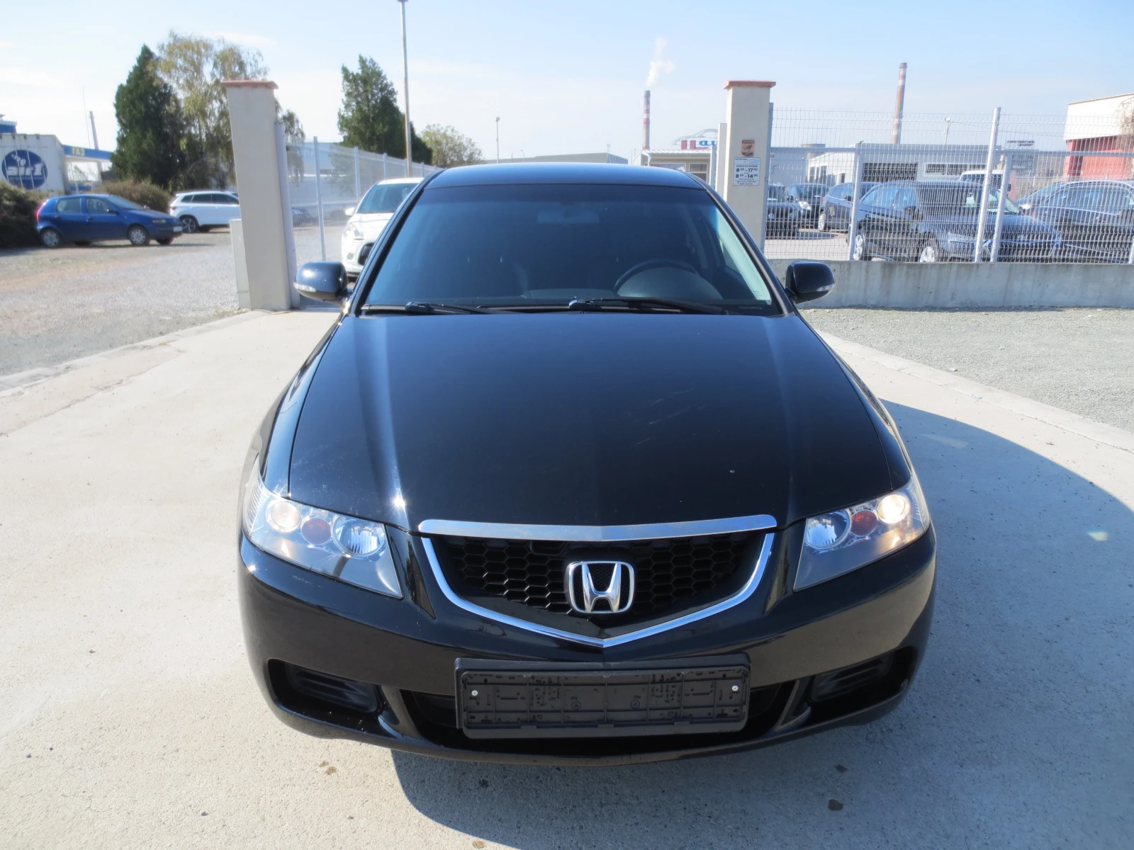 Honda Accord 2.0 i-VTEC | Mobile.bg — изображение 2