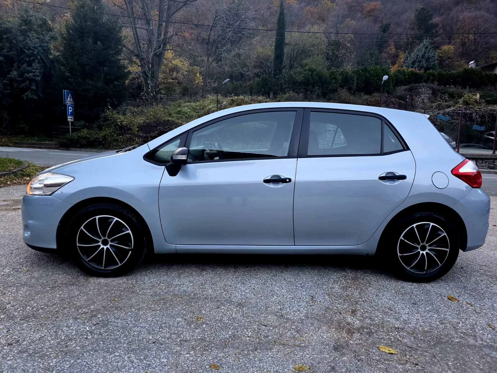 Toyota Auris | Mobile.bg � ����������� 7
