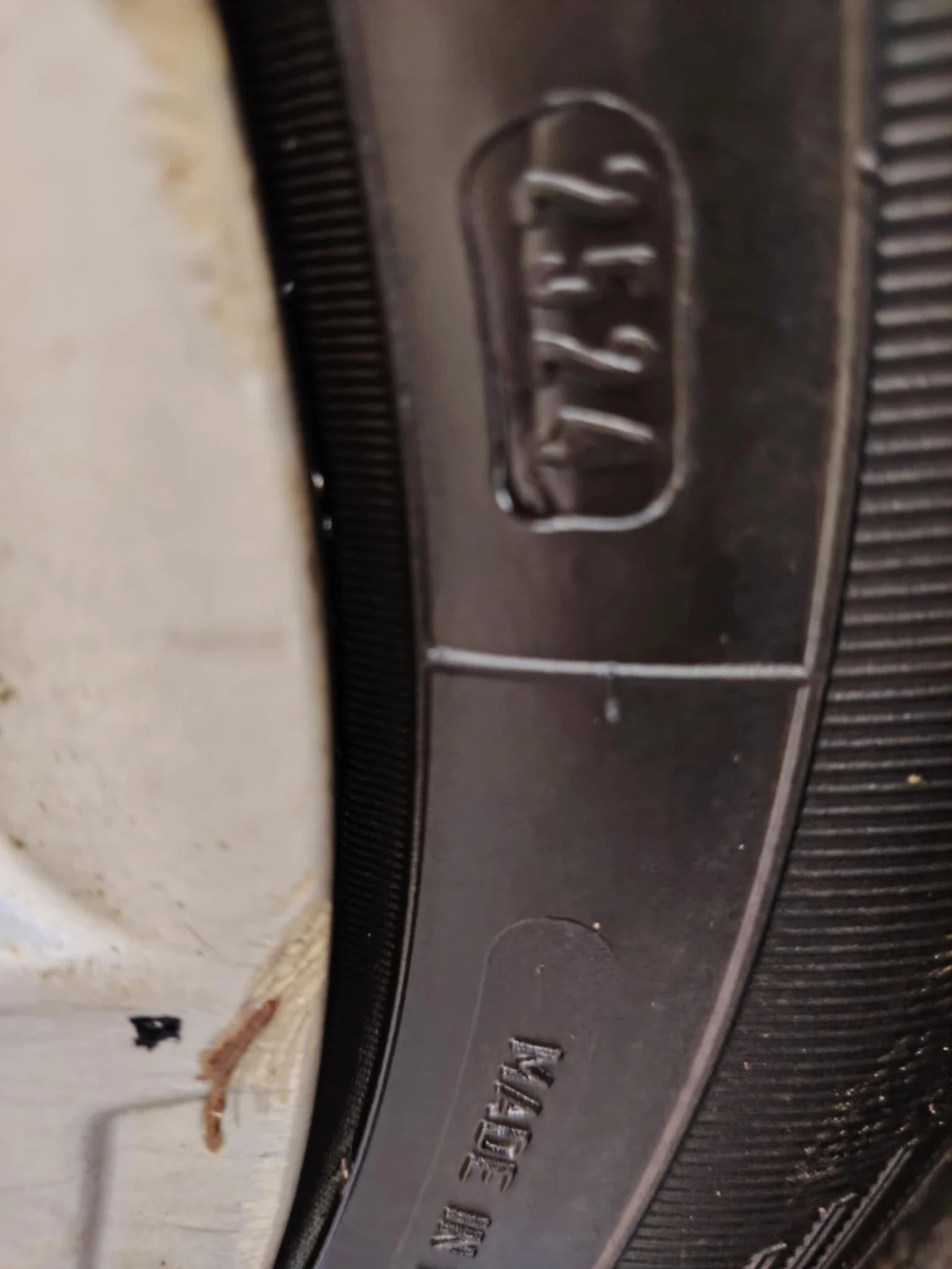 Suzuki Liana | Mobile.bg � ����������� 10