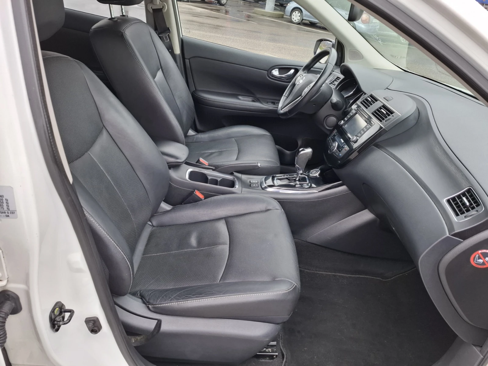 Nissan Pulsar 1.2 АВТОМАТИК* KEYLESS GO* NAVI* CAMERA* TEKNA - изображение 10