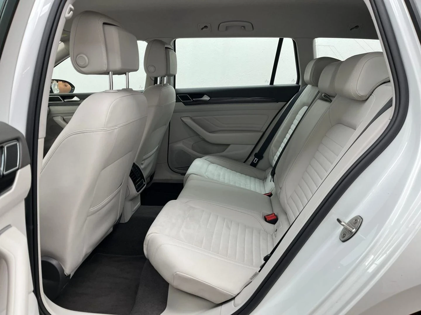 VW Passat 2.0 TDI / 4 motion / реални КМ, снимка 9 - Автомобили и джипове - 53815822