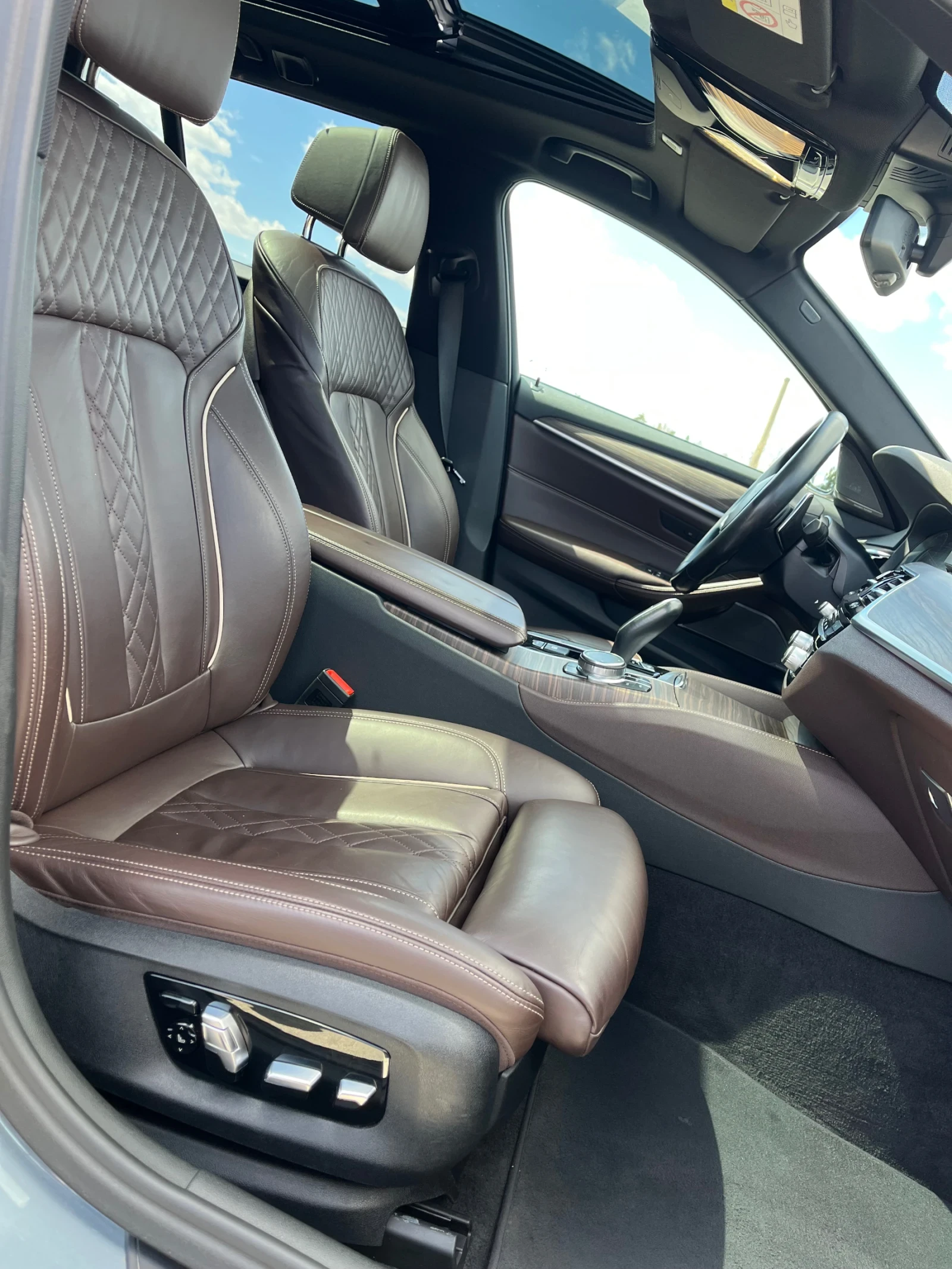 BMW 530 G31 530d 265hp M-pack нов внос Германия, снимка 9 - Автомобили и джипове - 54158125