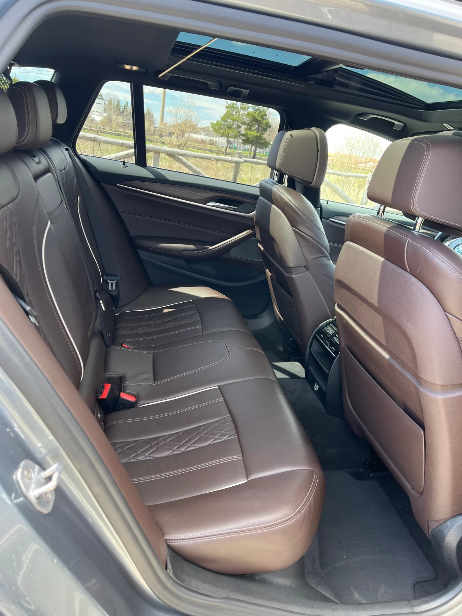 BMW 530 G31 530d 265hp M-pack нов внос Германия, снимка 10 - Автомобили и джипове - 54158125