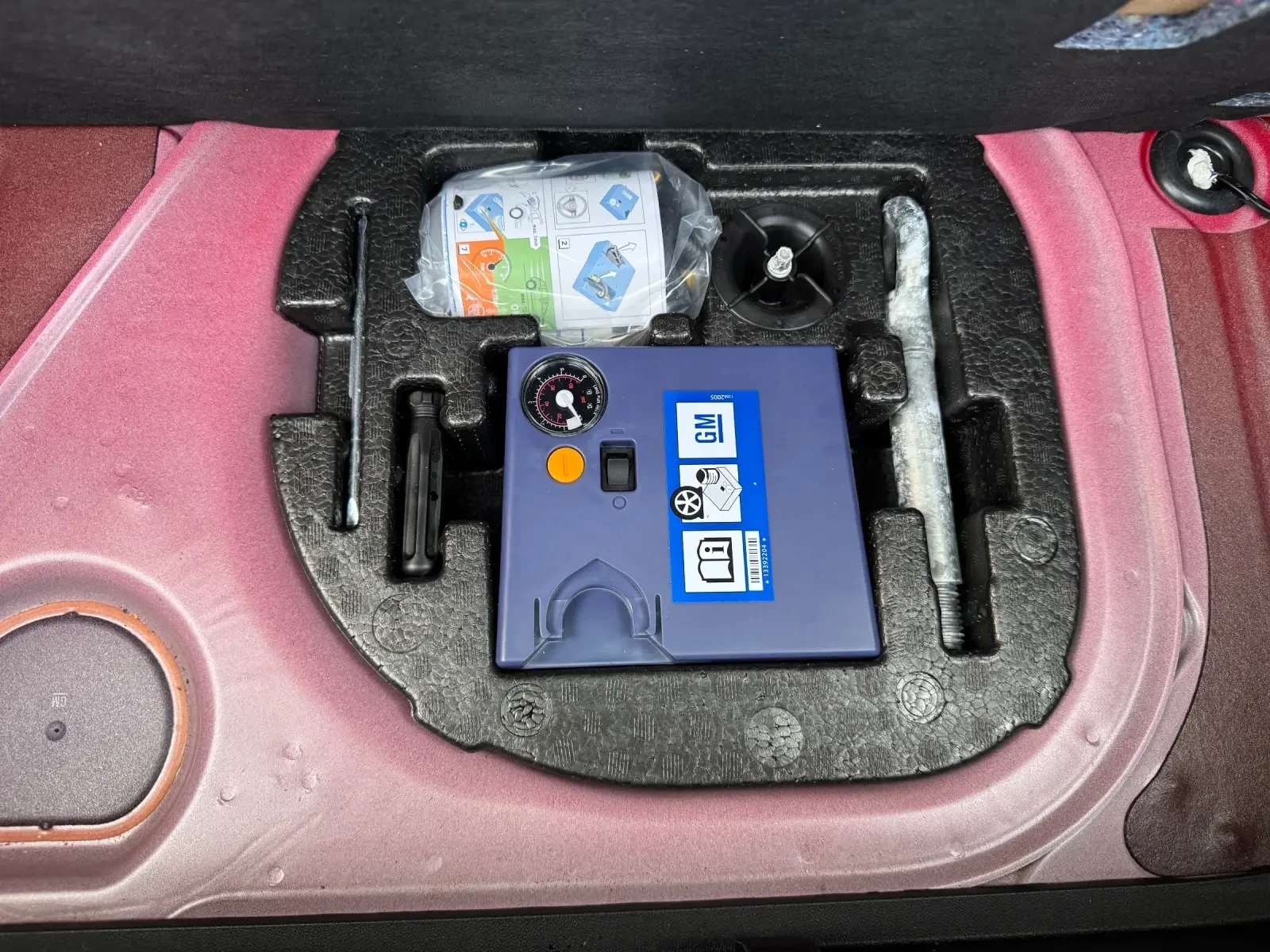 Opel Adam 1.4 i /134000 km./ PANORAMA / LED, снимка 14 - Автомобили и джипове - 54208853