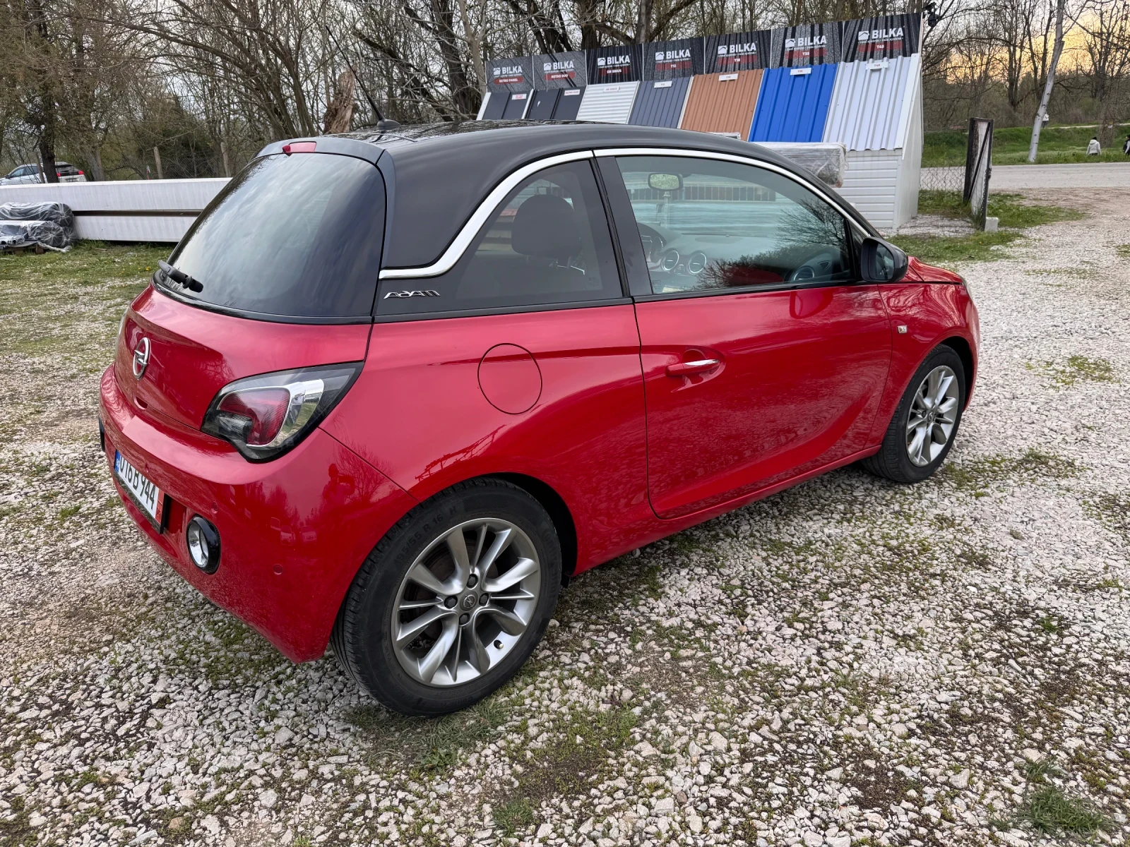 Opel Adam 1.4 i /134000 km./ PANORAMA / LED, снимка 4 - Автомобили и джипове - 54208853