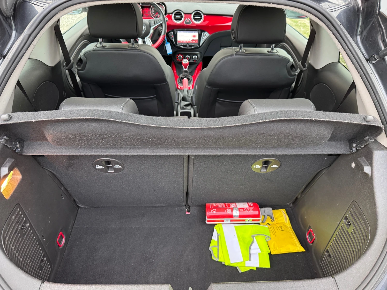 Opel Adam 1.4 i /134000 km./ PANORAMA / LED, снимка 13 - Автомобили и джипове - 54208853