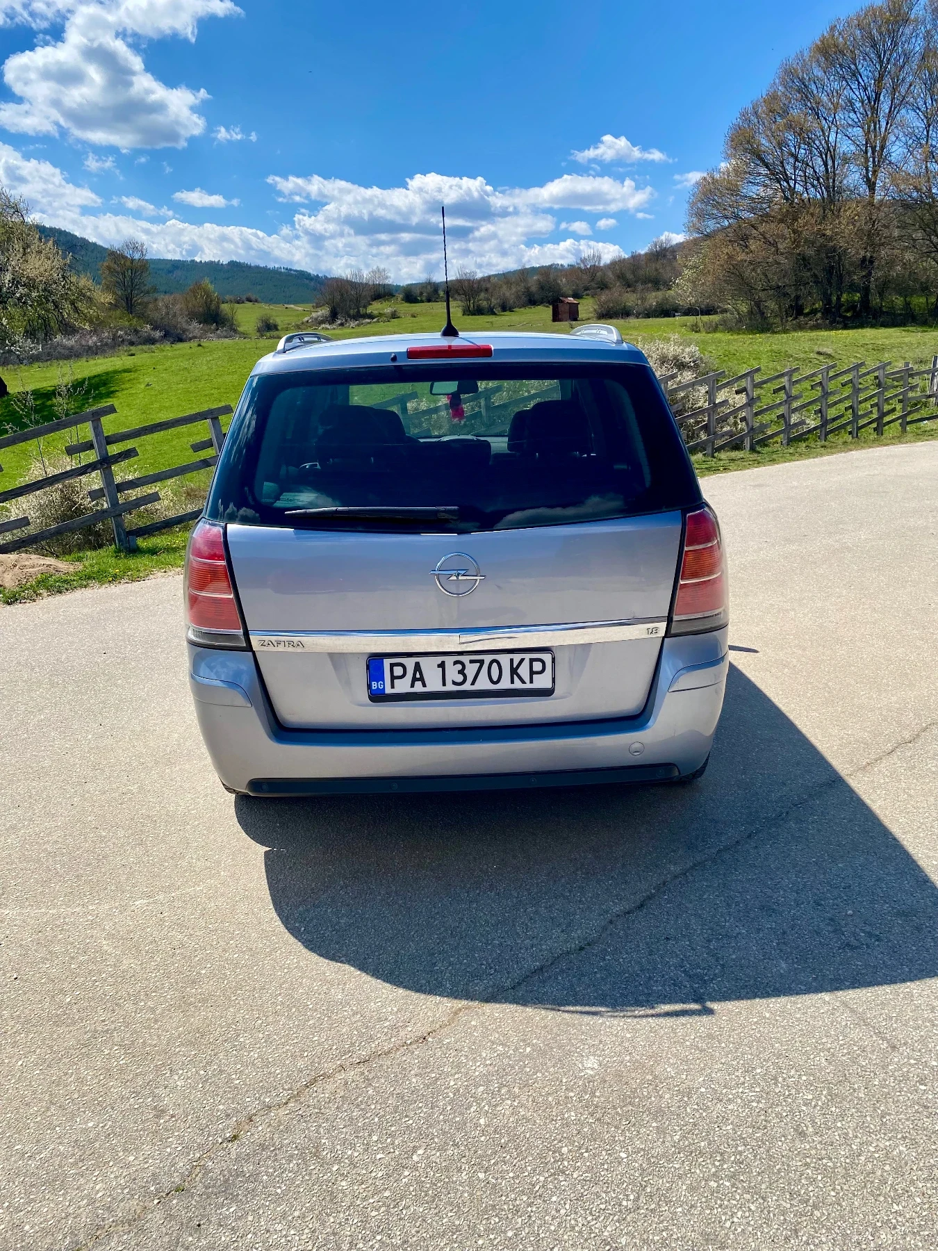 Opel Zafira Бензин газ, снимка 5 - Автомобили и джипове - 54284131