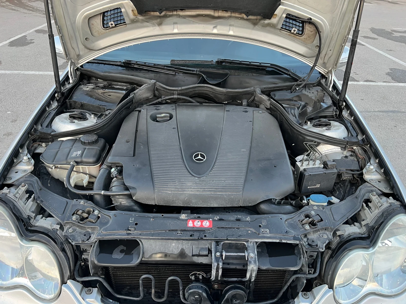 Mercedes-Benz C 220 CDI, снимка 12 - Автомобили и джипове - 54555754
